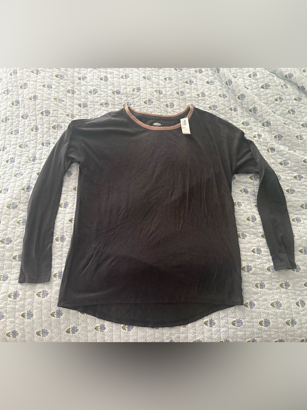 Old Navy women's  Long-Sleeve charcoal  Tee with Contrast Neck